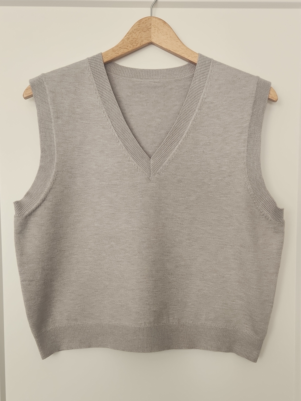 V-Neck Knit Sweater Vest